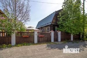 Дом 100м², 2-этажный, участок 6 сот.  