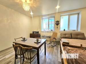 Дом 220м², 2-этажный, участок 6 сот.  