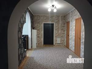 Дом 180м², 2-этажный, участок 18 сот.  