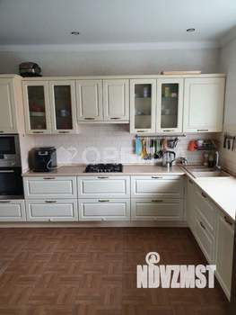 Дом 304м&sup2;, 2-этажный, участок 18 сот.  