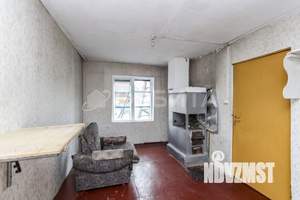 Дом 23м&sup2;, 2-этажный, участок 5 сот.  