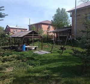 Дом 460м², 3-этажный, участок 10 сот.  