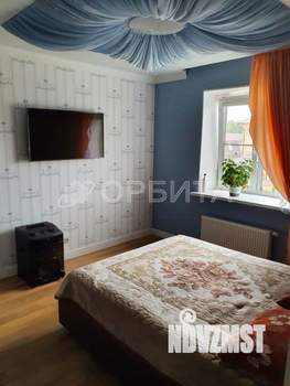 Дом 304м², 2-этажный, участок 18 сот.  