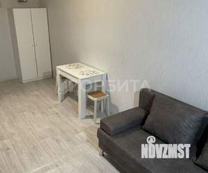 Дом 25м², 2-этажный, участок 5 сот.  