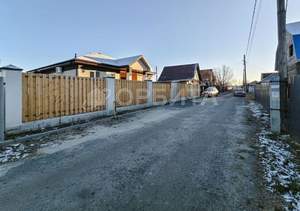 Дом 100м&sup2;, 2-этажный, участок 0 сот.  