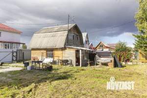 Дом 50м², 2-этажный, участок 6 сот.  