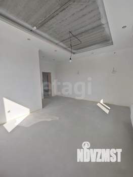 Дом 400м&sup2;, 3-этажный, участок 15 сот.  