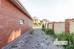 Дом 269м², 2-этажный, участок 12 сот.  