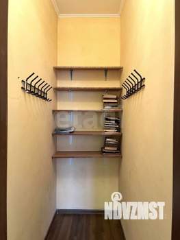 Дом 251м², 3-этажный, участок 547 сот.  
