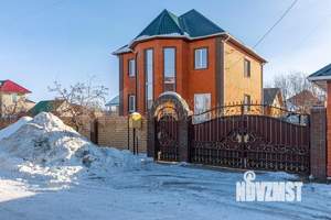 Коттедж 246м², 3-этажный, участок 7 сот.  