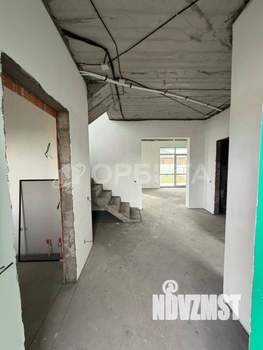 Дом 150м², 2-этажный, участок 6 сот.  