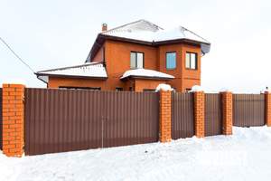 Коттедж 200м&sup2;, 2-этажный, участок 6 сот.  