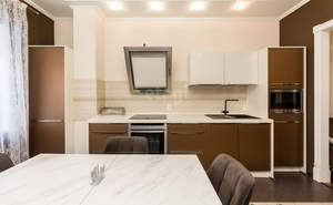 Дом 201м&sup2;, 2-этажный, участок 2 сот.  