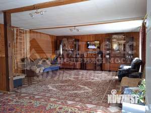 Дом 361м&sup2;, 3-этажный, участок 15 сот.  