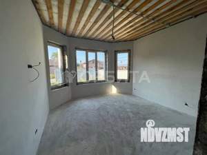 Дом 95м&sup2;, 2-этажный, участок 5 сот.  