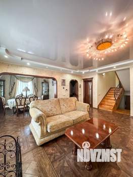 Дом 404м&sup2;, 4-этажный, участок 12 сот.  