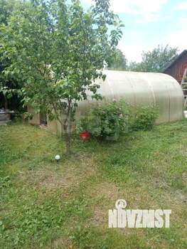 Дом 20м&sup2;, 2-этажный, участок 6 сот.  