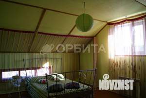 Дом 100м&sup2;, 2-этажный, участок 4 сот.  