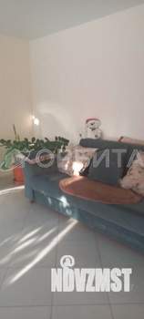 Дом 70м&sup2;, 2-этажный, участок 9 сот.  