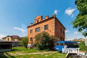 Коттедж 215м&sup2;, 2-этажный, участок 10 сот.  