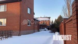 Дом 420м&sup2;, 2-этажный, участок 15 сот.  