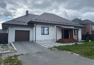 Дом 234м&sup2;, 2-этажный, участок 10 сот.  