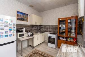 Дом 60м&sup2;, 2-этажный, участок 5 сот.  