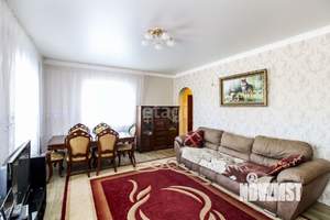 Дом 240м&sup2;, 2-этажный, участок 18 сот.  