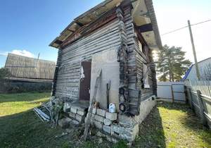 Дом 70м&sup2;, 2-этажный, участок 6 сот.  