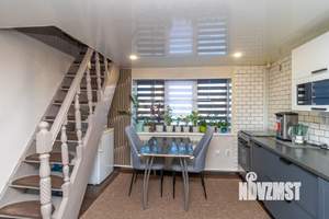 Дом 69м&sup2;, 2-этажный, участок 8 сот.  