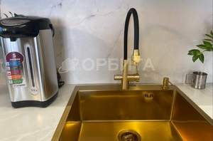 Дом 200м&sup2;, 2-этажный, участок 0 сот.  