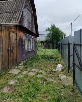 Дом 30м², 2-этажный, участок 5 сот.  