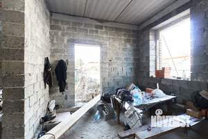 Дом 200м&sup2;, 2-этажный, участок 5 сот.  