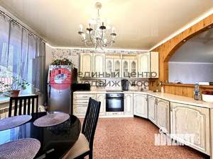 Дом 197м², 2-этажный, участок 9 сот.  