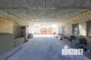 Дом 450м², 2-этажный, участок 10 сот.  