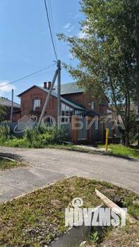 Дом 460м&sup2;, 2-этажный, участок 8 сот.  