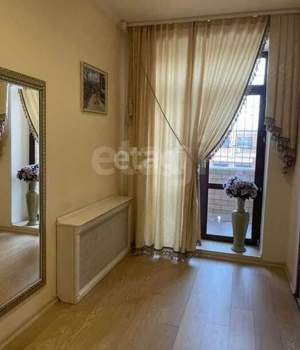 Дом 284м&sup2;, 2-этажный, участок 2 сот.  