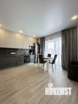 Дом 83м&sup2;, 2-этажный, участок 6 сот.  