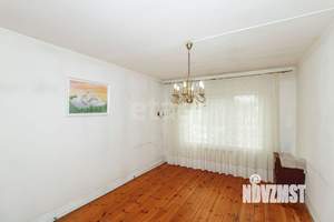 Дом 303м&sup2;, 3-этажный, участок 7 сот.  