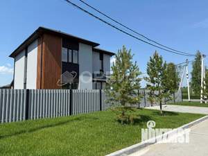 Дом 174м&sup2;, 2-этажный, участок 8 сот.  