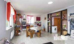 Дом 100м&sup2;, 2-этажный, участок 8 сот.  