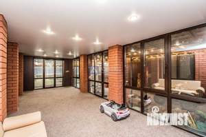 Дом 200м², 2-этажный, участок 6 сот.  