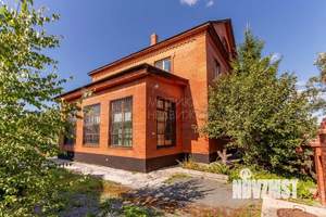 Коттедж 525м², 2-этажный, участок 10 сот.  