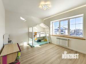 Дом 180м², 2-этажный, участок 8 сот.  