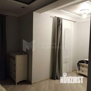 Коттедж 161м², 2-этажный, участок 5 сот.  