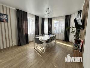 Коттедж 260м², 2-этажный, участок 7 сот.  