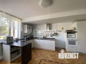 Дом 419м², 2-этажный, участок 16 сот.  