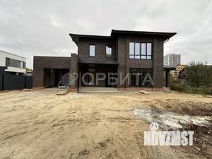 Дом 295м&sup2;, 2-этажный, участок 6 сот.  