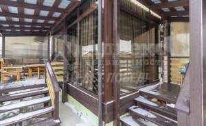 Дом 299м&sup2;, 3-этажный, участок 10 сот.  