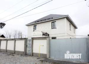 Дом 201м&sup2;, 2-этажный, участок 6 сот.  